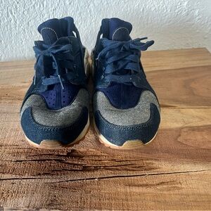 Nike huaraches blue denim
